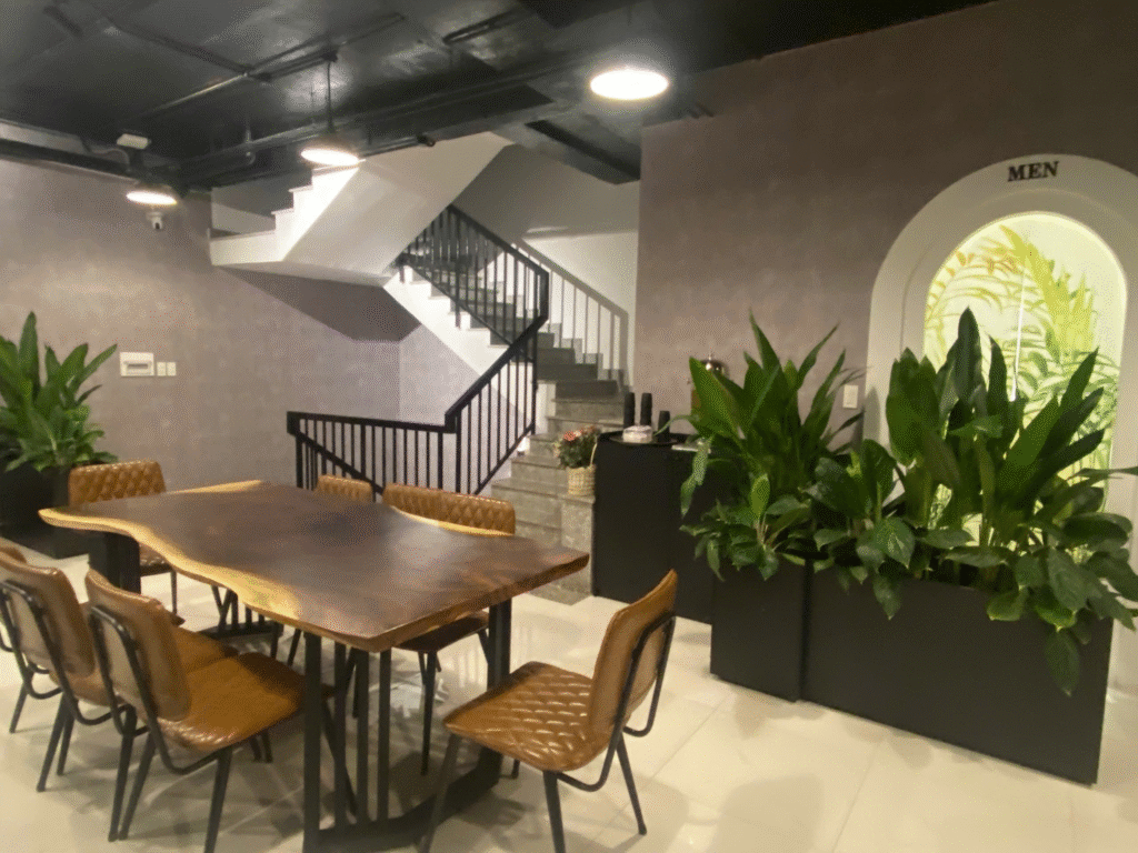 Không gian tầng 1